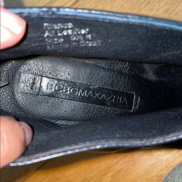 BCBG wedge leather booties. Made in Brazil - Picture 6 of 9